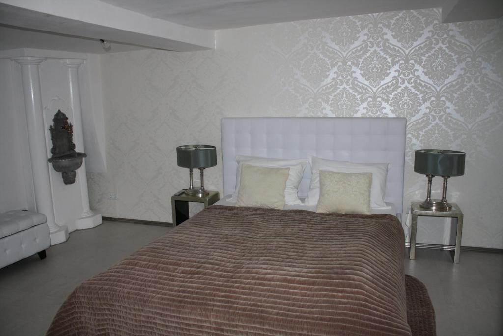 Elements Hotel 3*